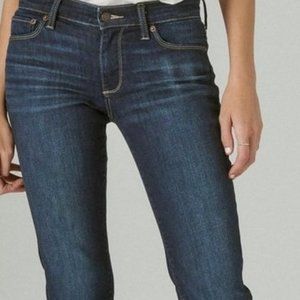 Lucky mid rise sweet straight dark wash denim size 6